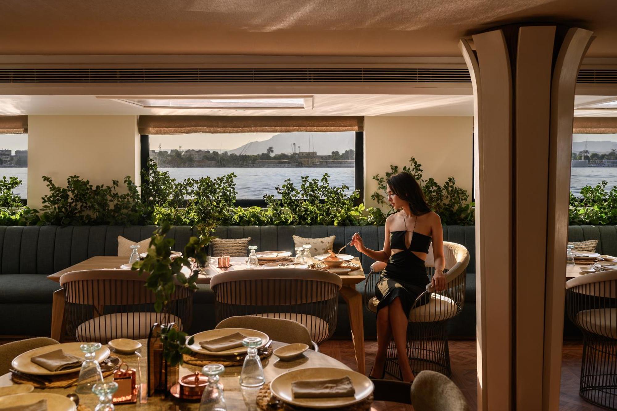 Soleil Nile Cruise - Every Monday From Luxor For 4 & 7 Nights, And Every Friday From Aswan For 3 & 7 Nights Екстер'єр фото
