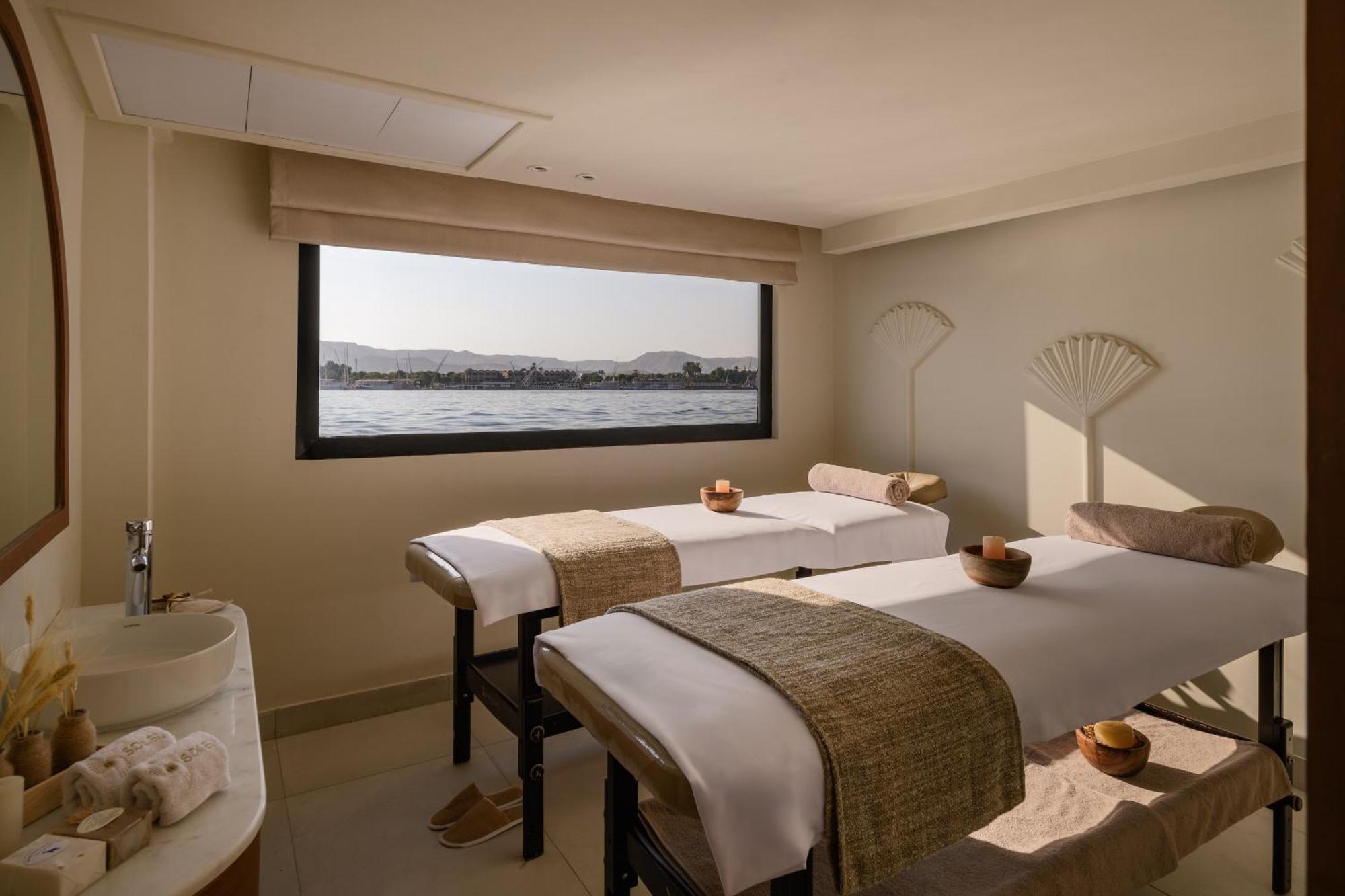 Soleil Nile Cruise - Every Monday From Luxor For 4 & 7 Nights, And Every Friday From Aswan For 3 & 7 Nights Екстер'єр фото