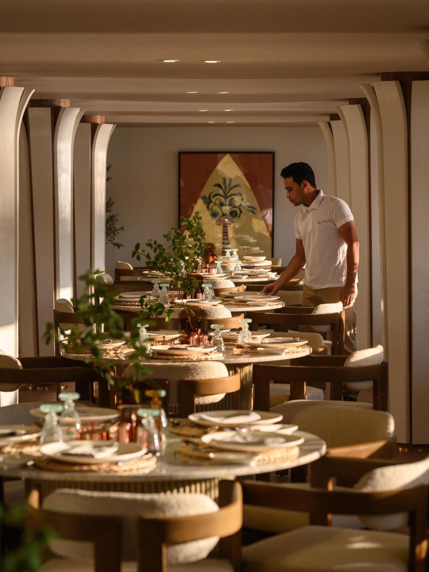 Soleil Nile Cruise - Every Monday From Luxor For 4 & 7 Nights, And Every Friday From Aswan For 3 & 7 Nights Екстер'єр фото